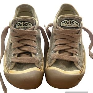 Keen Coronado Canvas Bumper Toe Sneaker Size 8 100% Vulcanized